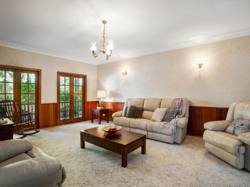 22 Gunsynd Drive, Mudgeeraba, Qld 4213 Property Details