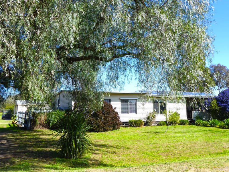 6 Henry St, Avenel, Vic 3664 Property Details