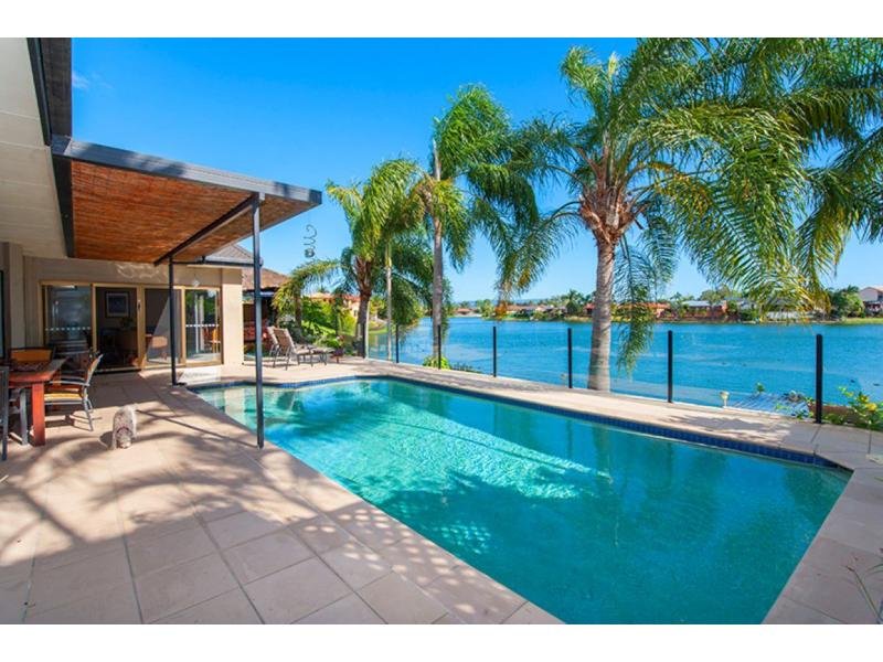 29 Barrier Reef Drive, Mermaid Waters, QLD 4218