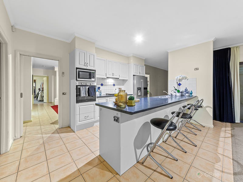 17 Harewood Street, Tooradin, Vic 3980 Property Details