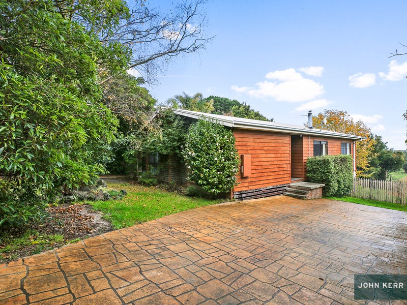 9 Tooronga Road, Willow Grove, VIC 3825