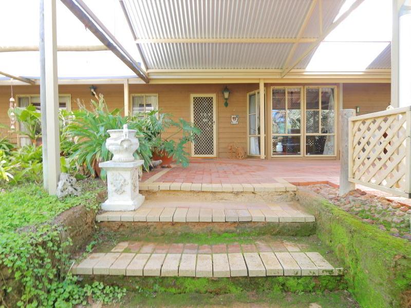 301 Bodeguero Way, Wundowie, WA 6560