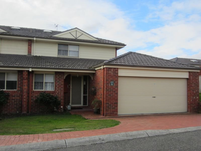 11/517 WILLIAM RD, Berwick, Vic 3806 Property Details