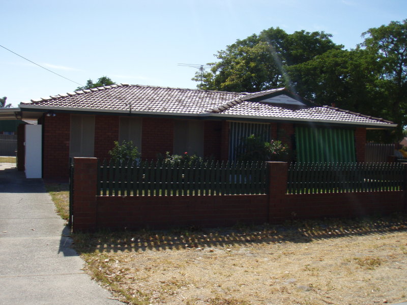 8 Jennings Court, Langford, WA 6147