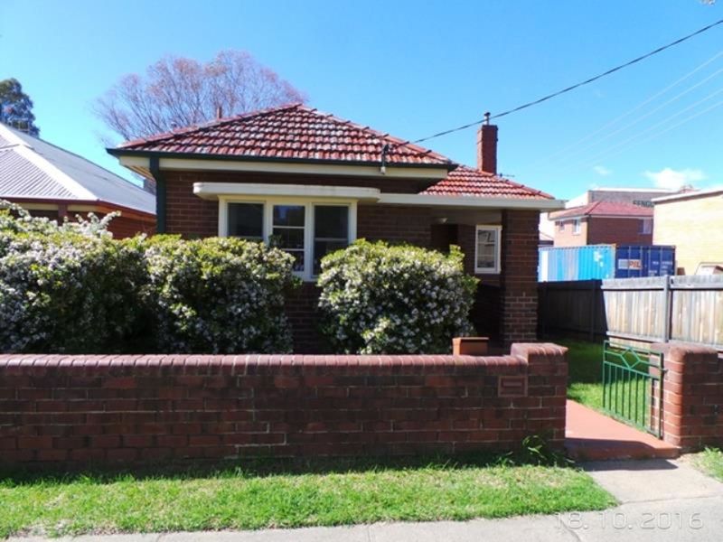 76 Seymour Street, Bathurst, NSW 2795