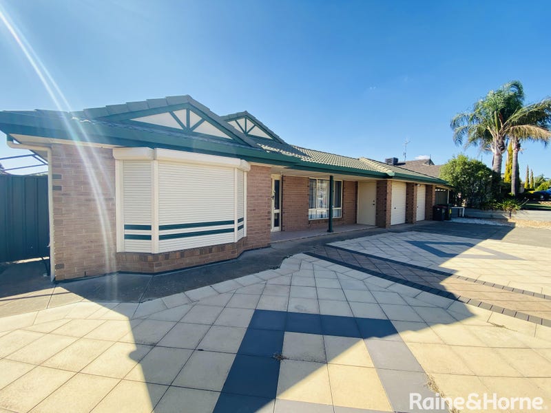 32 Plane Tree Drive, Craigmore, SA 5114