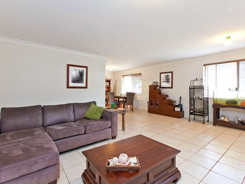 118 Bainbridge Street, Ormiston, Qld 4160 Property Details