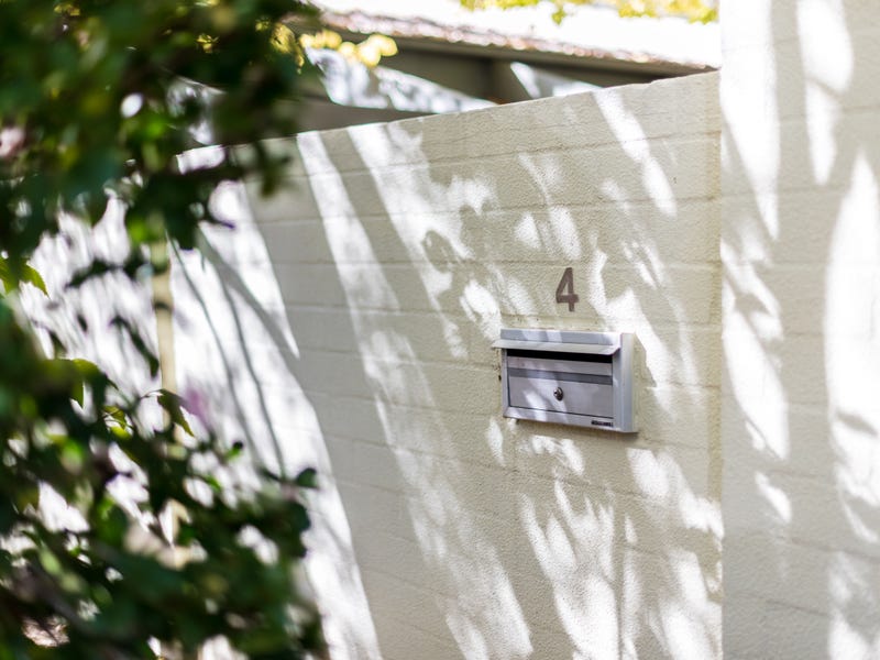 4/18 Marr Street, Pearce, ACT 2607 Property Details