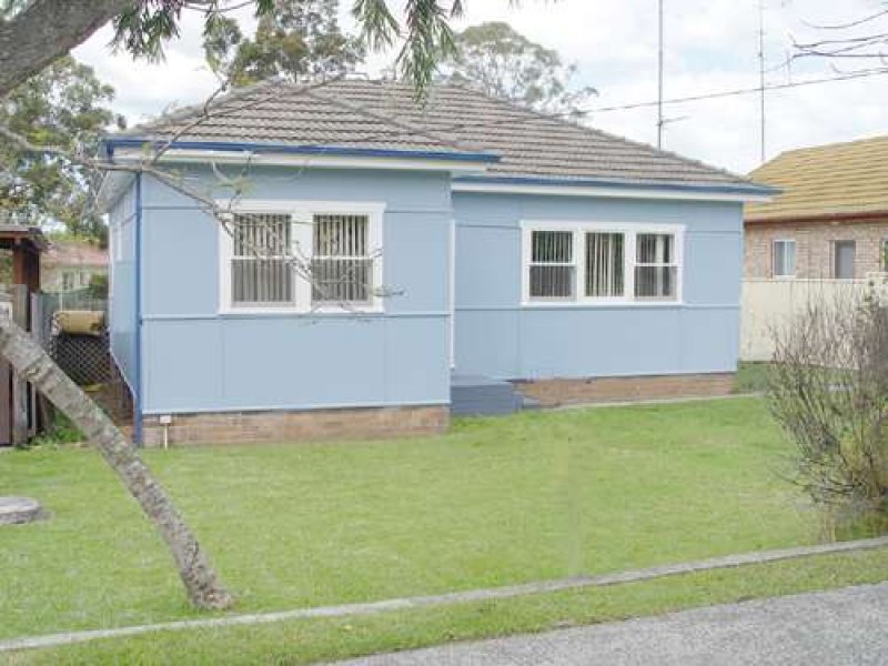 13 Leamington Road, Oak Flats, NSW 2529