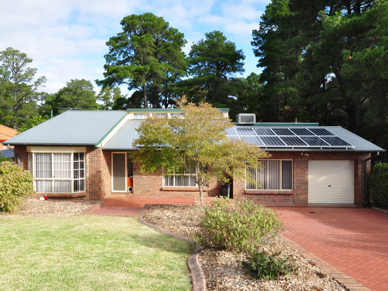 60 Pine Drive, Aberfoyle Park, SA 5159