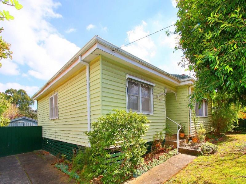 11 Adeline Street, Greensborough, VIC 3088