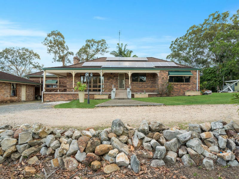 32 Thredbo Drive, Worongary, QLD 4213