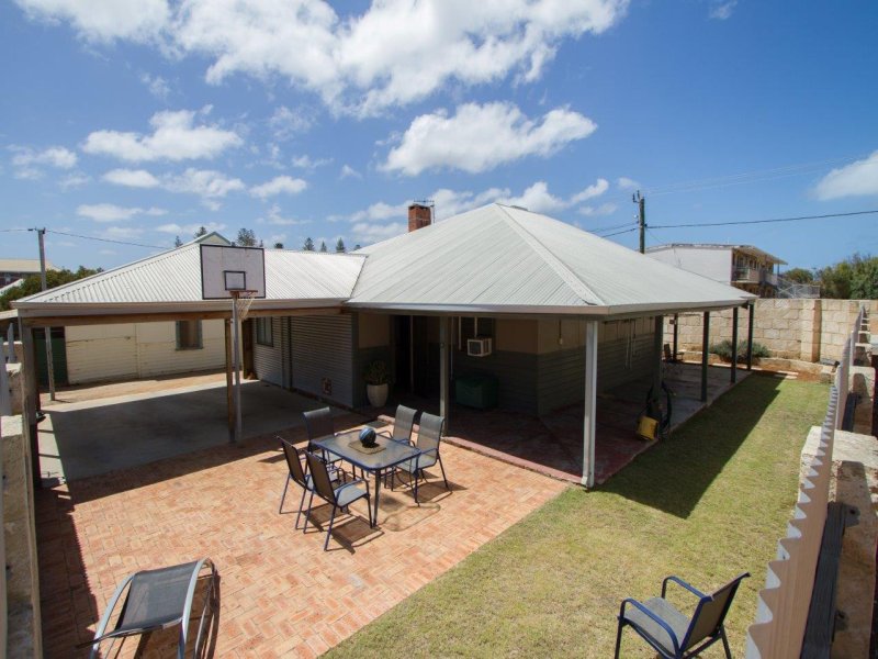 138F Augustus Street, Geraldton, WA 6530