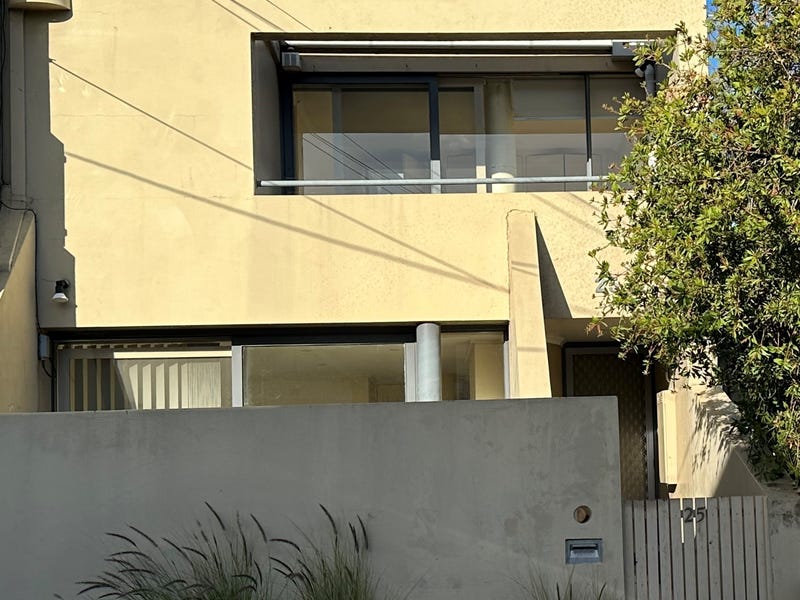 25 Marlborough Street, Balaclava, Vic 3183 House for Rent