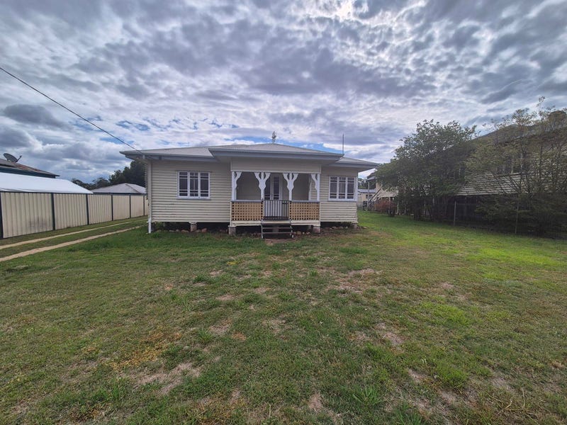 77 DOUGLAS STREET, Murgon, Qld 4605 House for Rent