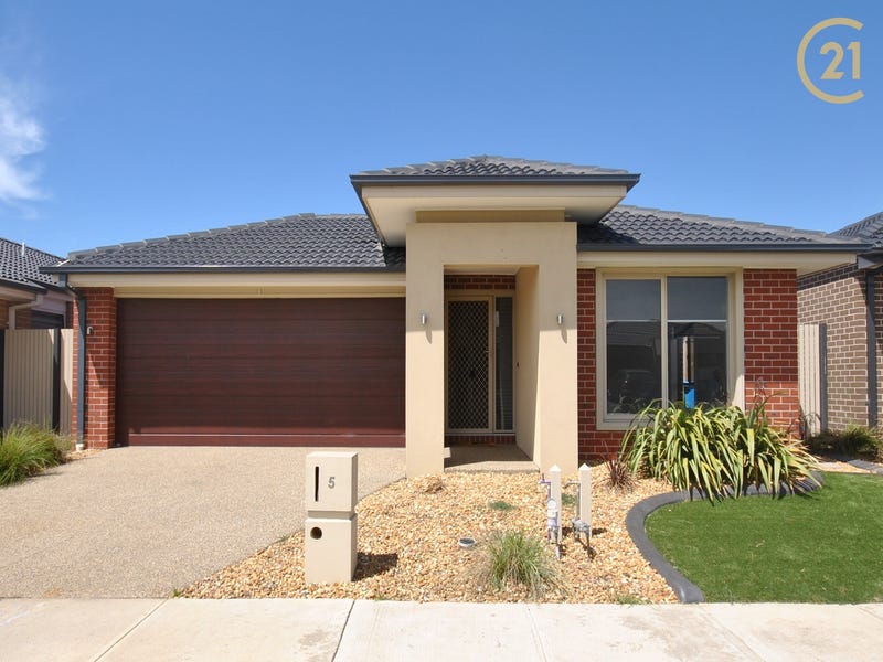 Houses for Rent in Clyde, VIC 3978 Pg. 3