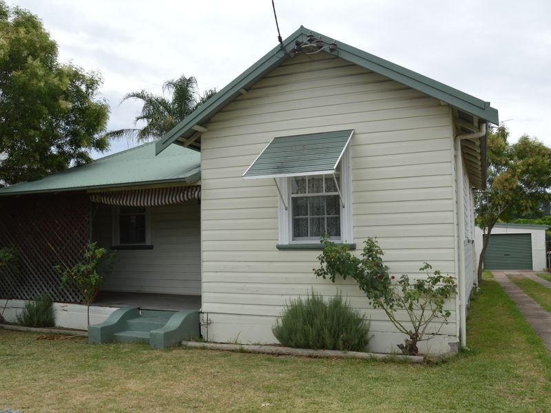 28 Bathurst Street, Singleton, NSW 2330