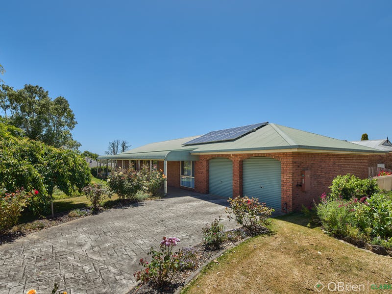 9 Jackson Drive, Drouin, Vic 3818 Property Details