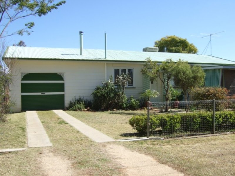 28 Evans Street, Chinchilla, QLD 4413