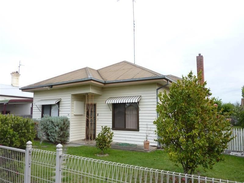 34 Mitchell Street, Bairnsdale, VIC 3875