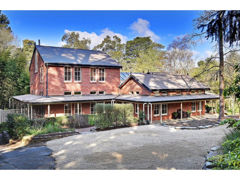 15 Longwood Road, Stirling, SA 5152 Property Details