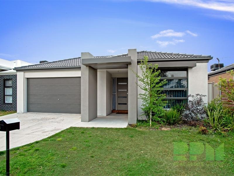 18 Locksley Drive, Truganina, Vic 3029 Property Details