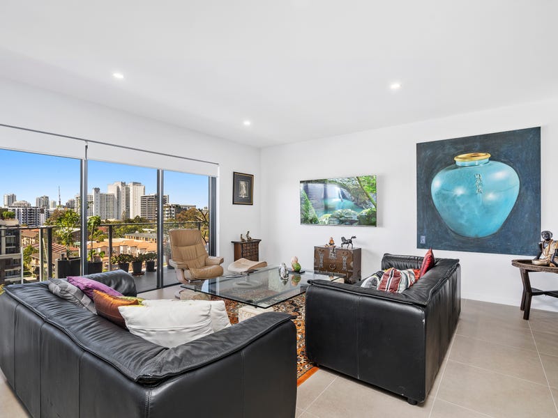 Real Estate & Property for Sale in Parkwood, QLD 4214 (+1 location) Pg