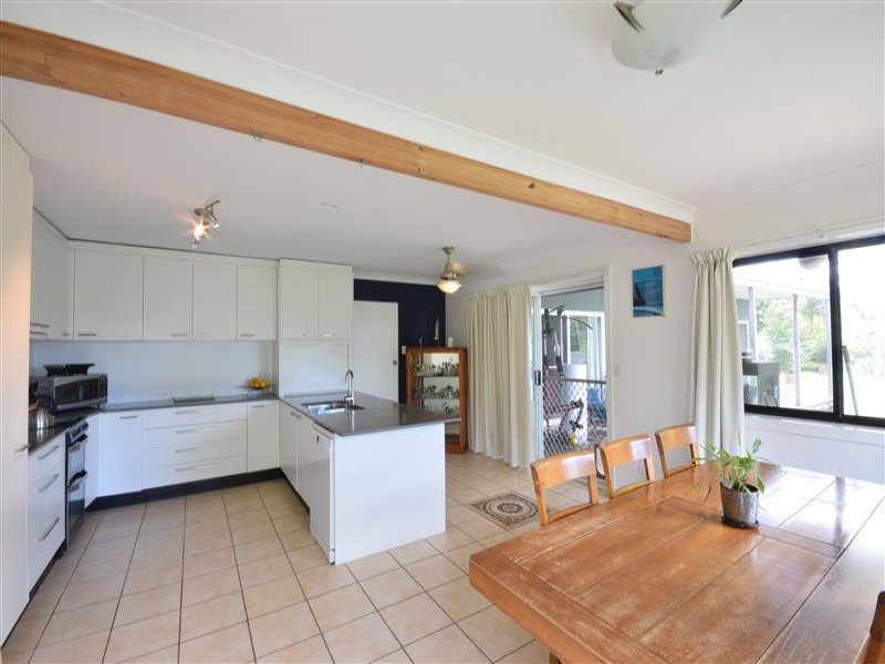 2 Ulm Street, Dicky Beach, QLD 4551