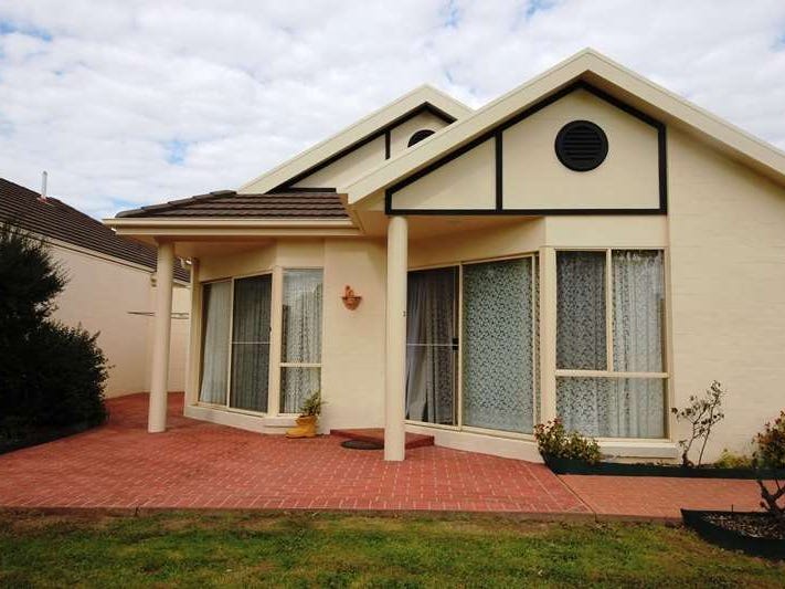 2/42 Stonehaven Rd, Tatura, Vic 3616 Property Details