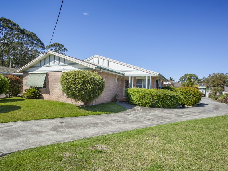 60 Old Bar Road, Old Bar, NSW 2430
