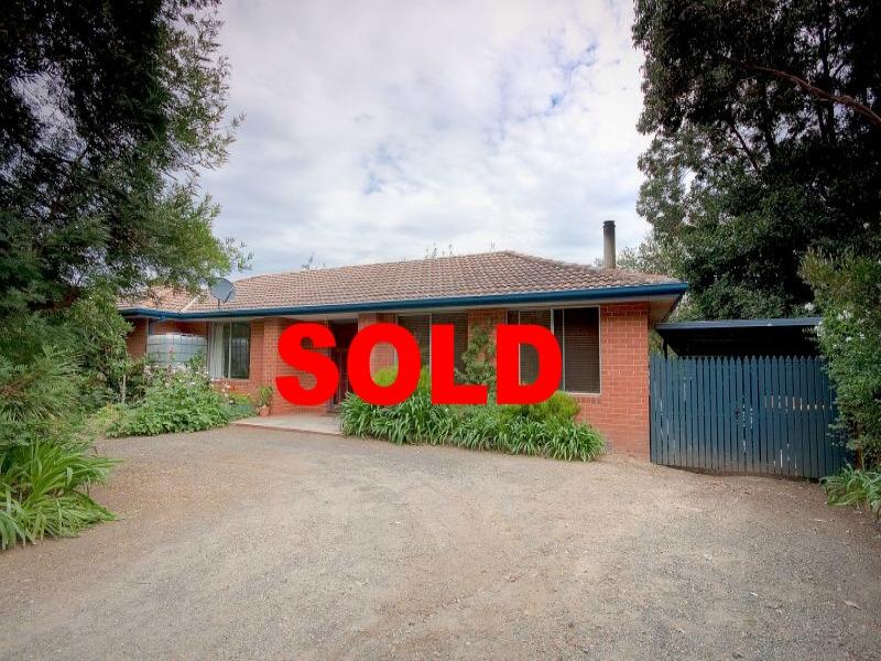 2 WASHINGTON LANE, Woodend, Vic 3442 Property Details