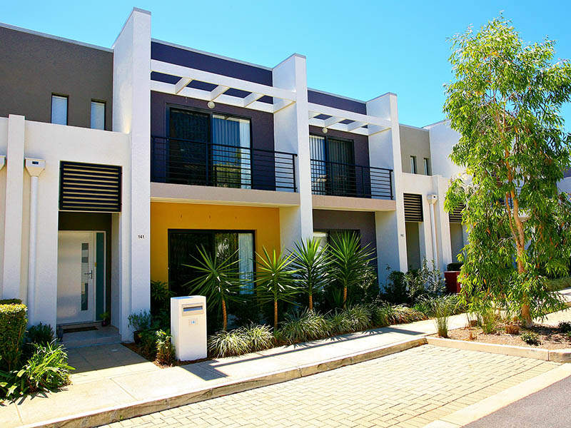 141/16 Surbiton Court, Carindale, Qld 4152 Property Details