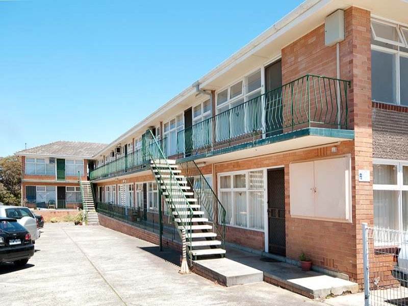 11/15 Kemp Street, Thornbury, Vic 3071 Property Details