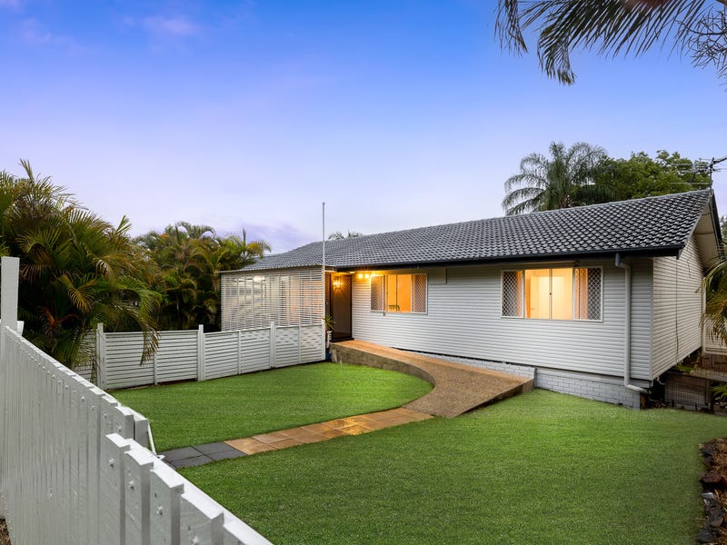 24 Dumbarton Drive, Kenmore, Qld 4069 Property Details