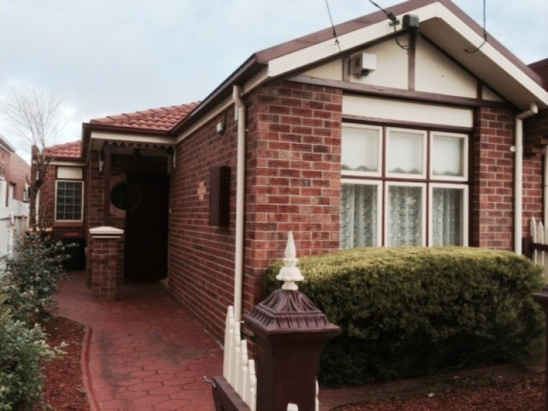 2/130 Dean Street, Moonee Ponds, VIC 3039