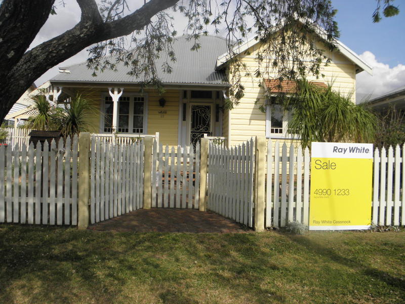 19 Shedden Street, Cessnock, NSW 2325