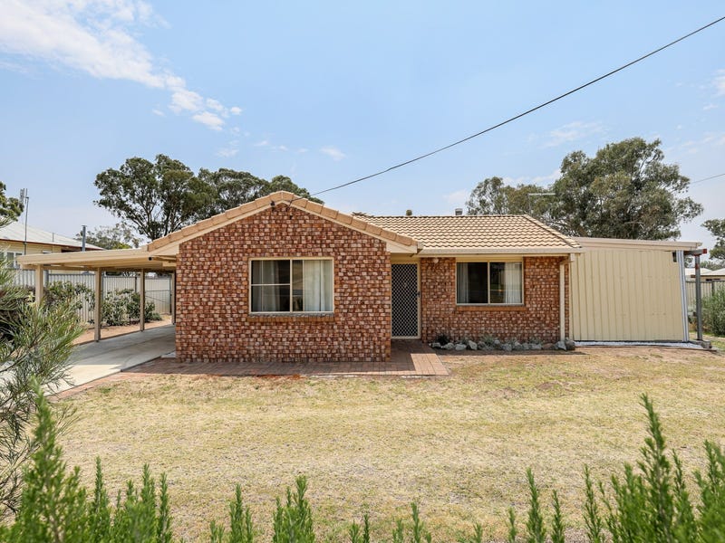 7 Gordon Court, Warwick, Qld 4370 - Property Details