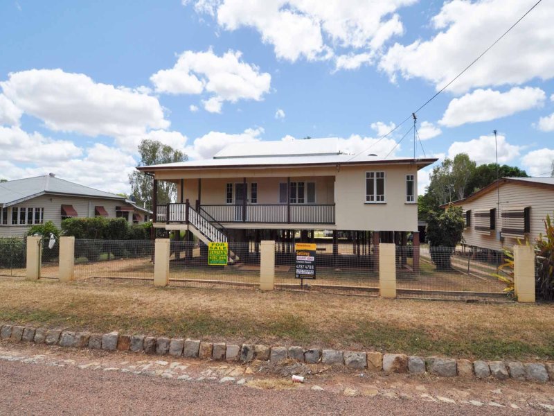 17 Park Street, Charters Towers City, QLD 4820