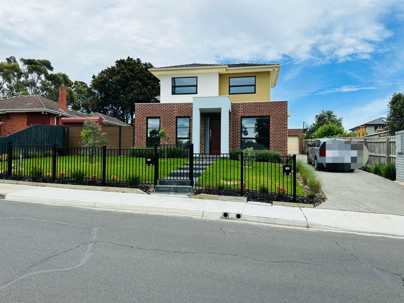 1/100 Woodhouse Grove, Box Hill North, VIC 3129