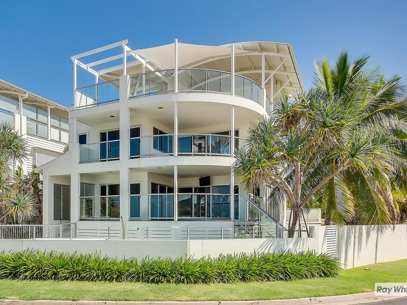 66 Ocean Parade, Cooee Bay, QLD 4703