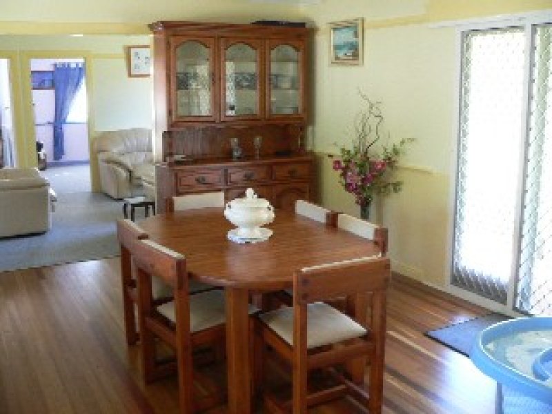 5 Railway Terrace, Lota, QLD 4179