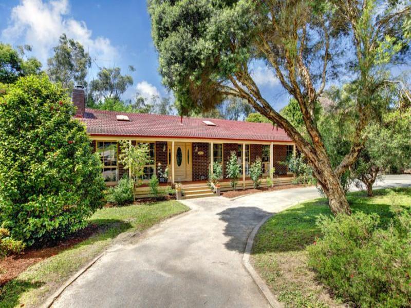 15 Charles Road, Lilydale, Vic 3140 Property Details