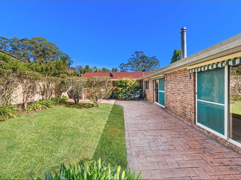 25 Donna Close, Lisarow, NSW 2250