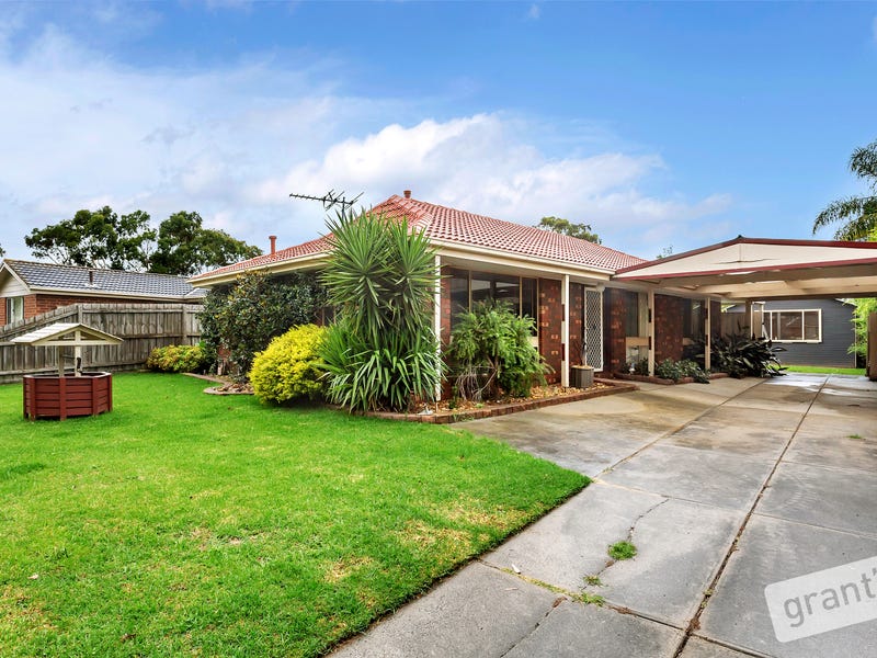 169 Endeavour Drive, Cranbourne North, VIC 3977