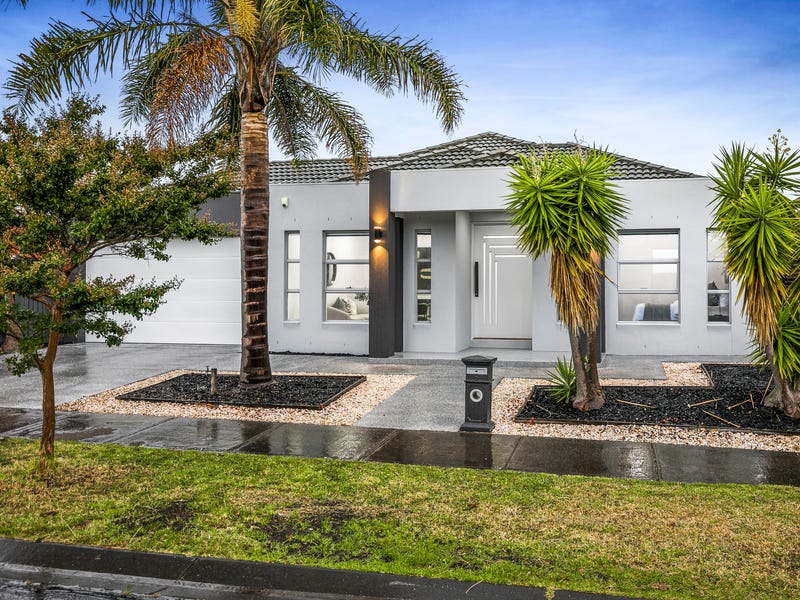 8 Taransay Way, Craigieburn, Vic 3064 - Property Details