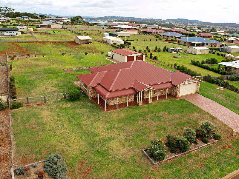 57 Palmer Drive, Highfields, QLD 4352