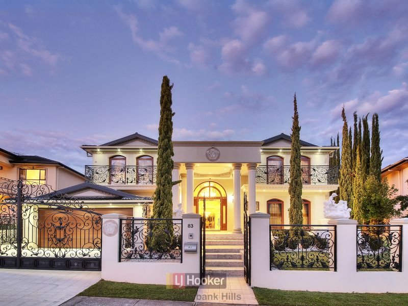 83 The Parkway, Stretton, Qld 4116