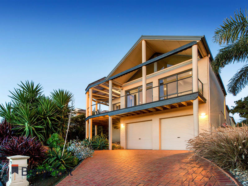 42 Maxwell Street, Mornington, Vic 3931 Property Details