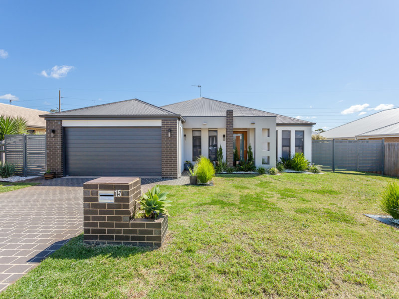 15 Vinnicombe Street, Kearneys Spring, QLD 4350 - realestate.com.au