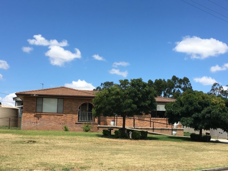 138 Fitzroy Street, Quirindi, NSW 2343